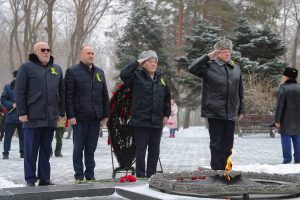 Астраханские патриоты приняли участие в акции памяти, посвященной 80-летию полного снятия блокады Ленинграда